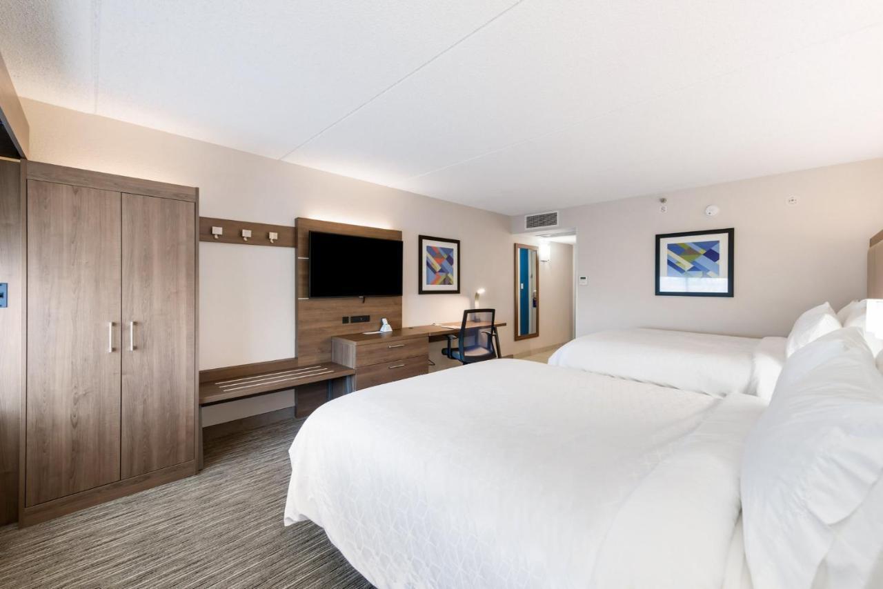 Holiday Inn Express Naperville By Ihg Екстериор снимка