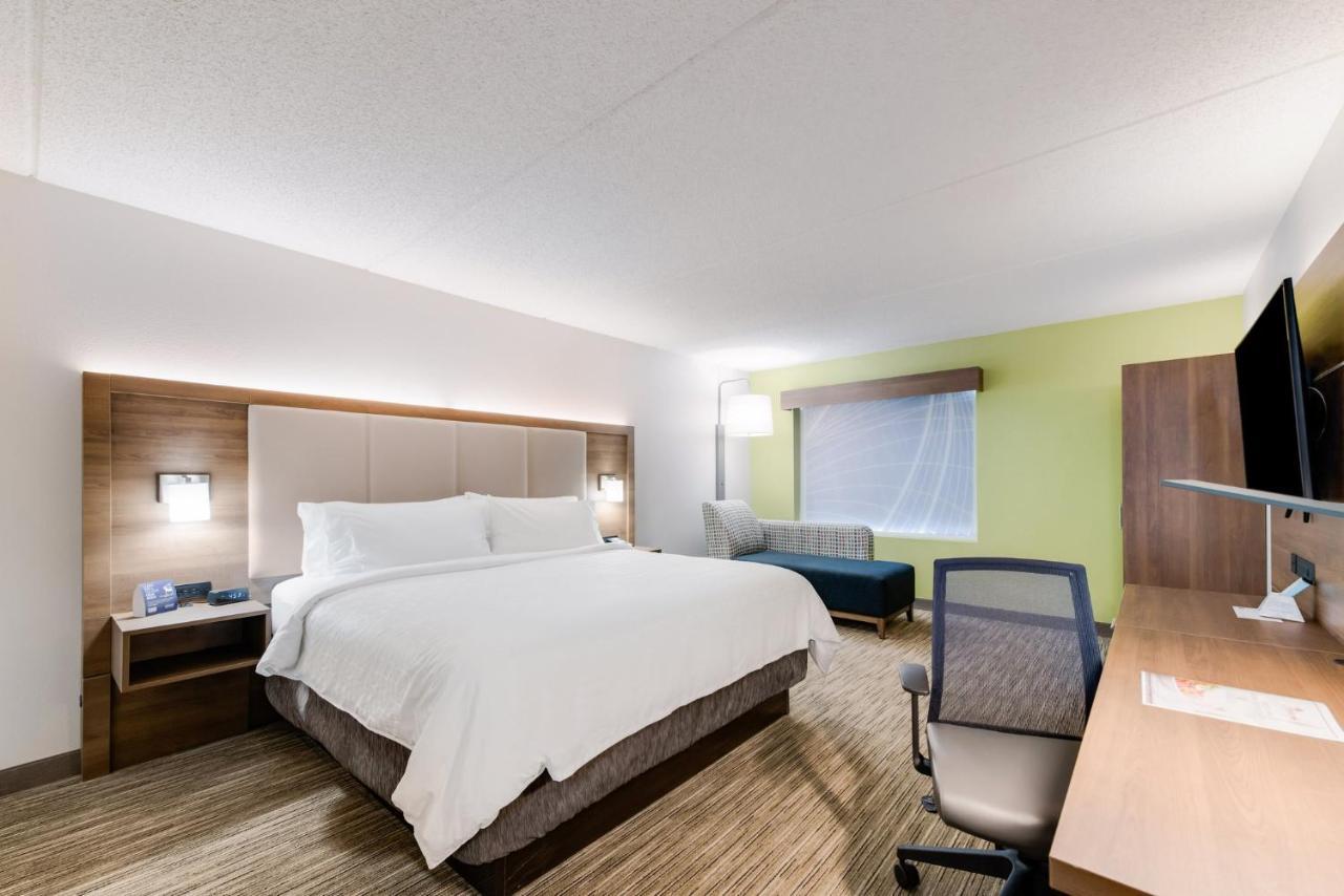 Holiday Inn Express Naperville By Ihg Екстериор снимка