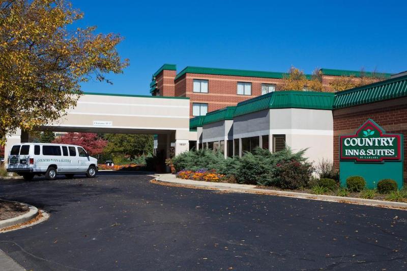 Holiday Inn Express Naperville By Ihg Екстериор снимка