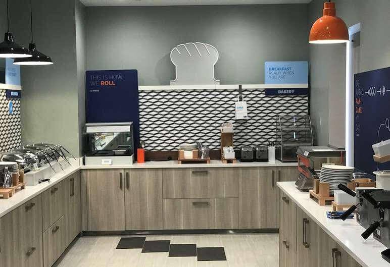 Holiday Inn Express Naperville By Ihg Екстериор снимка